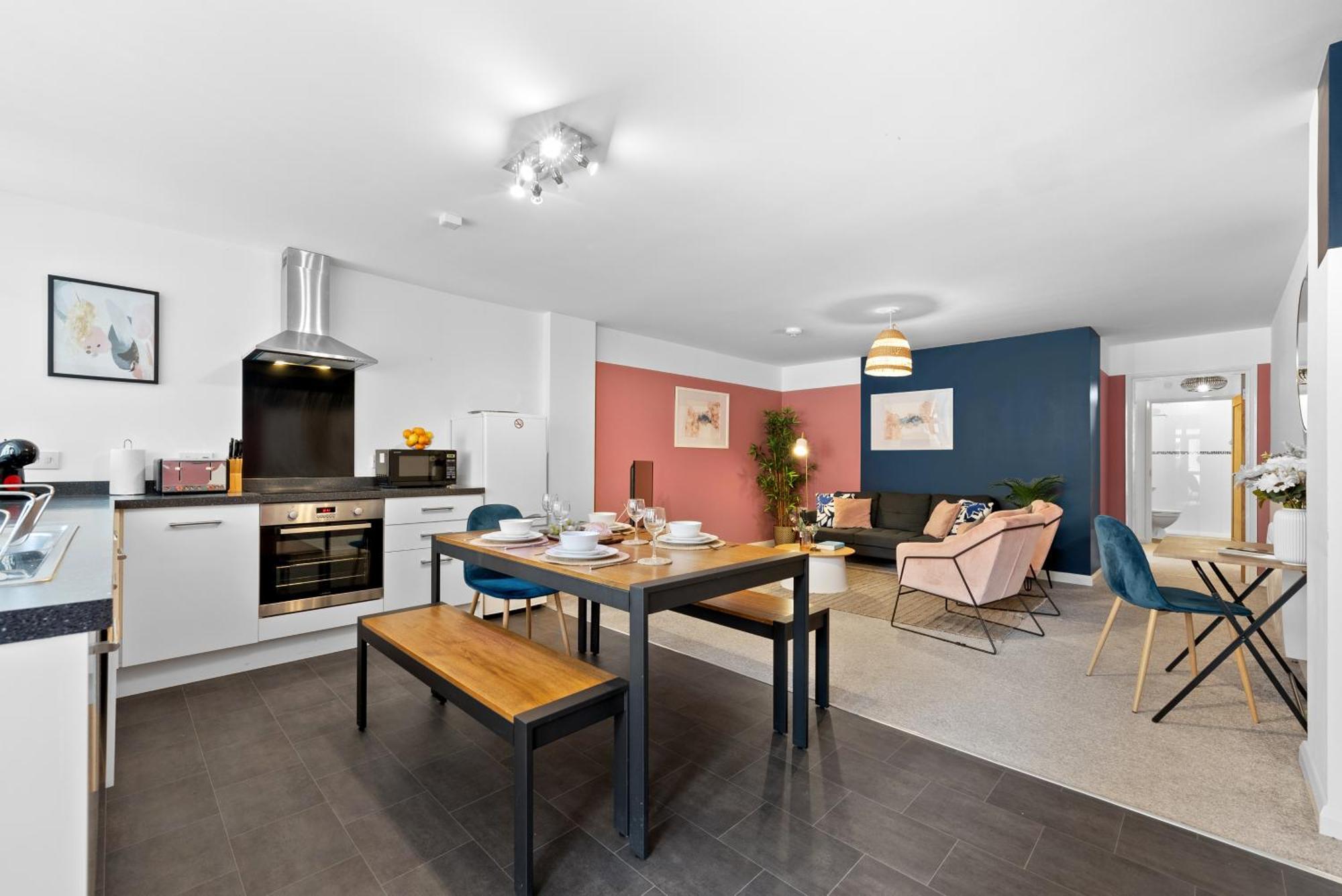 Glevum Lodge - 2 Bedroom Town Centre Apartment Cirencester Buitenkant foto